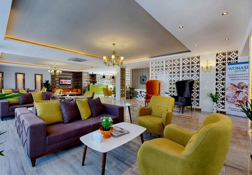 Wonasis Resort & Aqua Hotel Kargipinari ภายนอก รูปภาพ