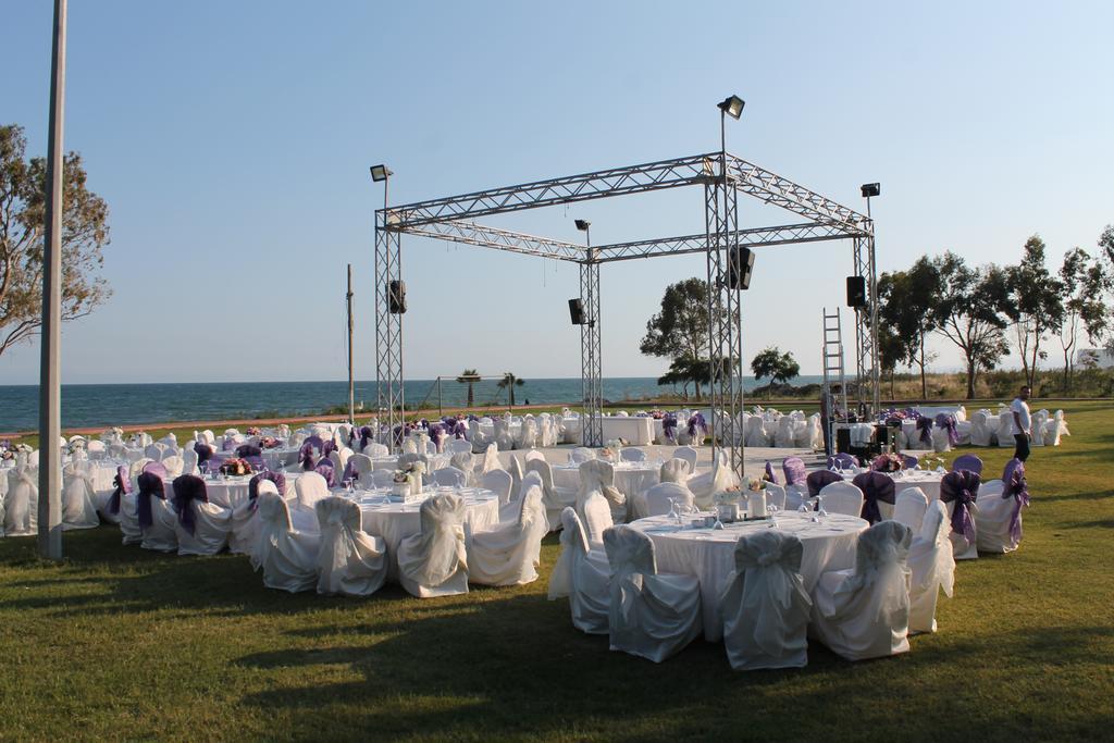 Wonasis Resort & Aqua Hotel Kargipinari ภายนอก รูปภาพ