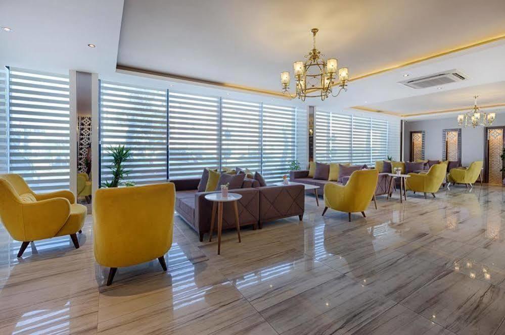 Wonasis Resort & Aqua Hotel Kargipinari ภายนอก รูปภาพ